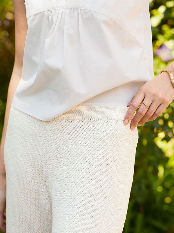 2604 Nr. 6 Roselyn Pants oppskrift