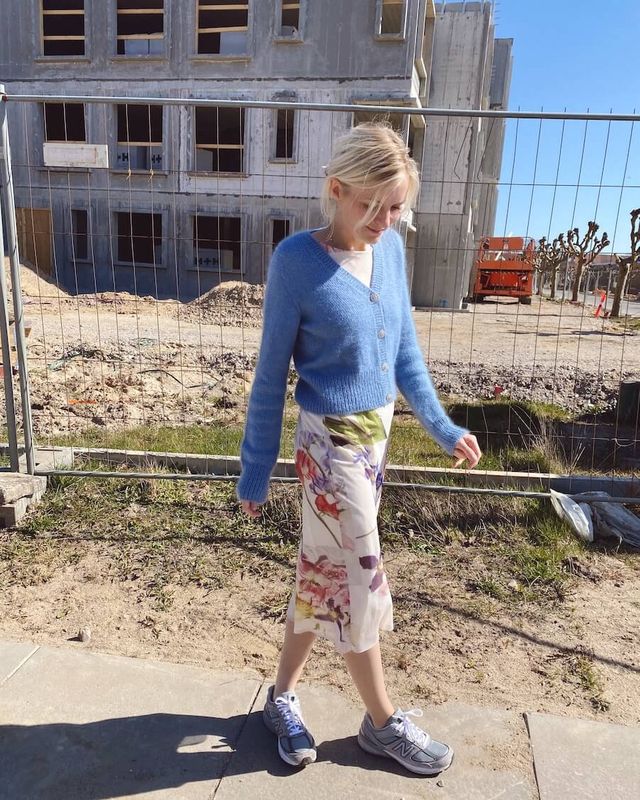  April cardigan