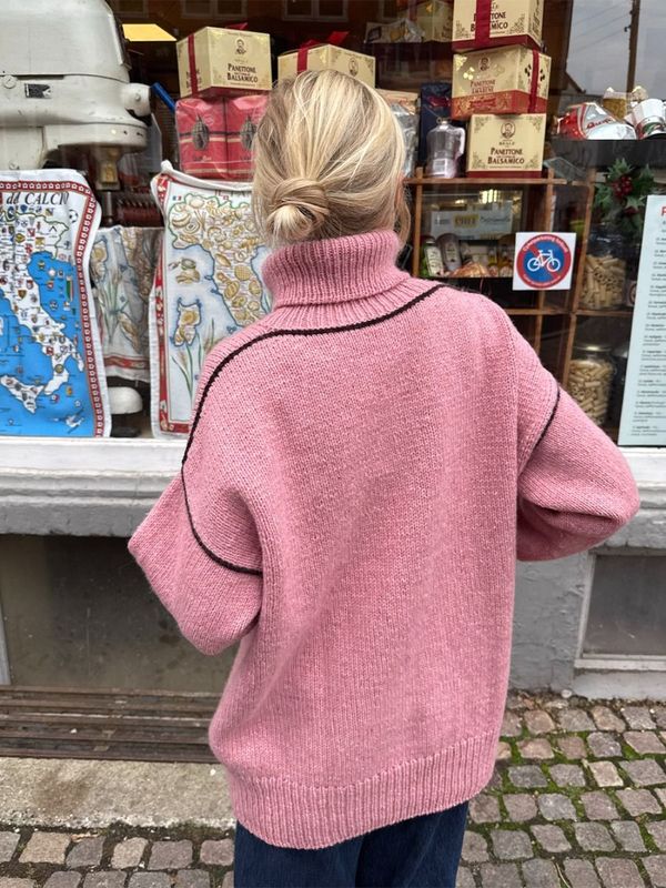 Linea Sweater