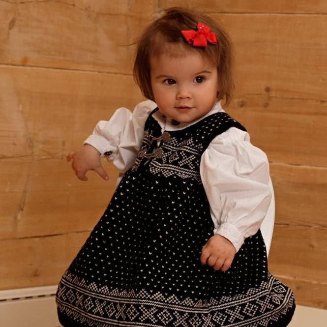 Hovedbilde Baby 21 - Festdrakter 